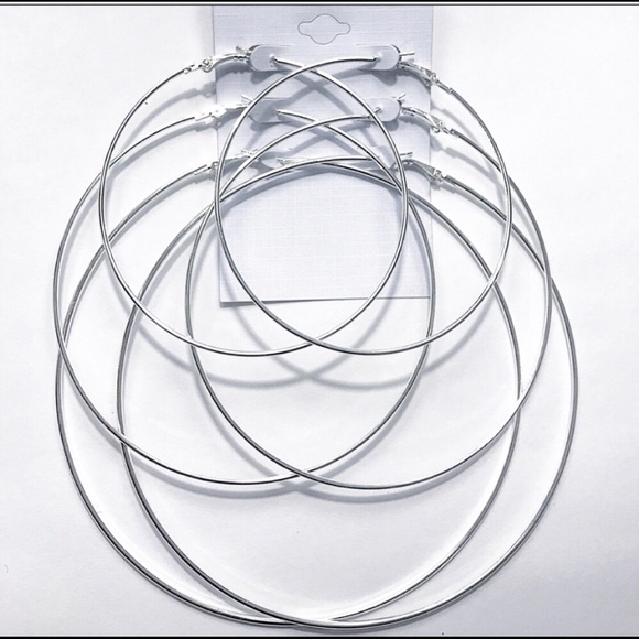 set of 3 Hoop Earrings - Picture 1 of 3